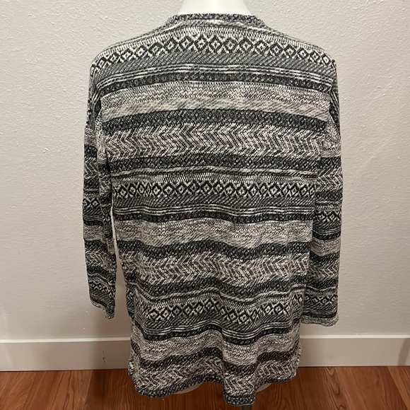 L.O.G.G Gray White Cardigan Sz 10/12 - Picture 3 of 5